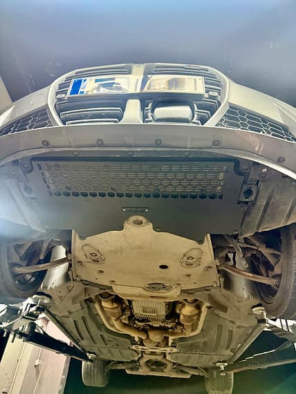 BMW G8X - Alt Gövde Muhafaza