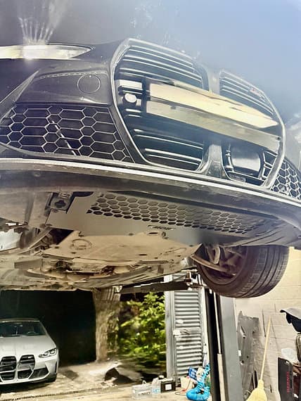 BMW G8X - Alt Gövde Muhafaza