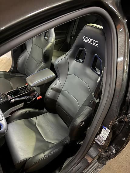 Ford Focus RS (Mk3) - Koltuk Braketi