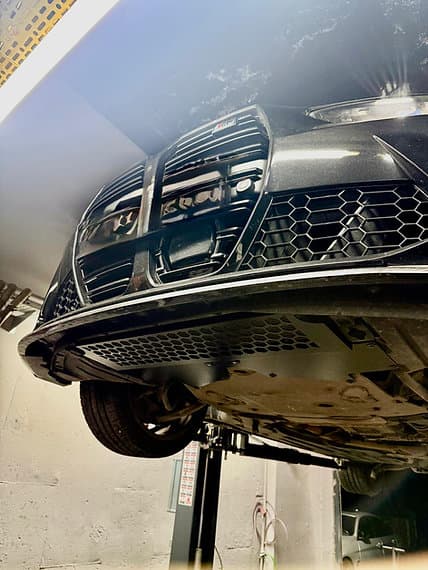 BMW G8X - Alt Gövde Muhafaza